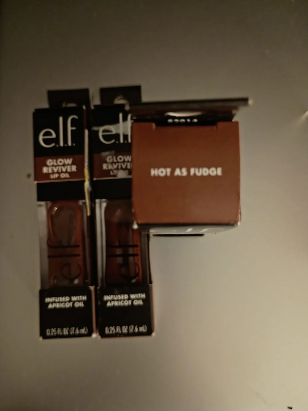 e.l.f. Glow Reviver Lip Oil Duo with Hot As Fudge Shade